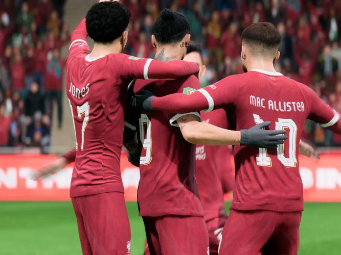 爱游戏-刷新纪录首场状态出色，C9观众沸腾！，萨拉赫重返赛场赛场气氛高涨