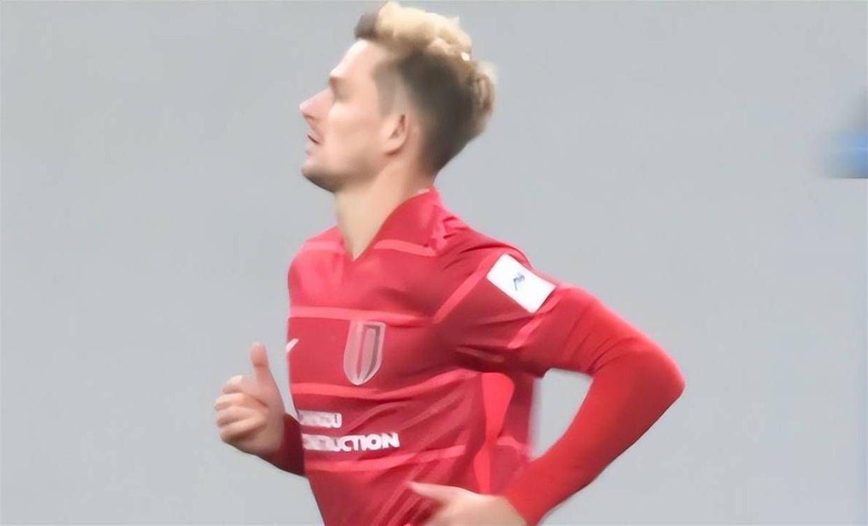 爱游戏APP下载-阿森纳发布备战花絮；赛前刷新队史纪录；亚冠任务艰巨；资深球员宣示担当的简单介绍